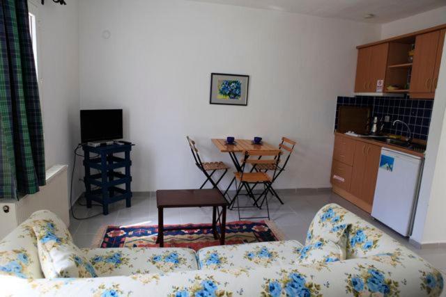 Emelce Apart Bodrum Exterior foto